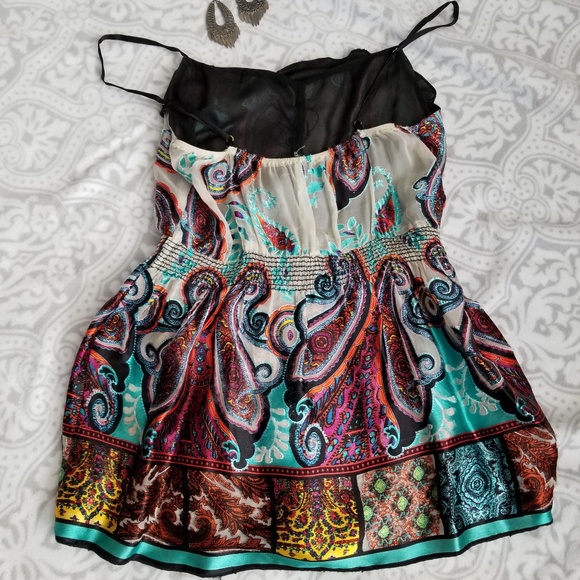 Ruffled Tank Top - Picture 3 of 3